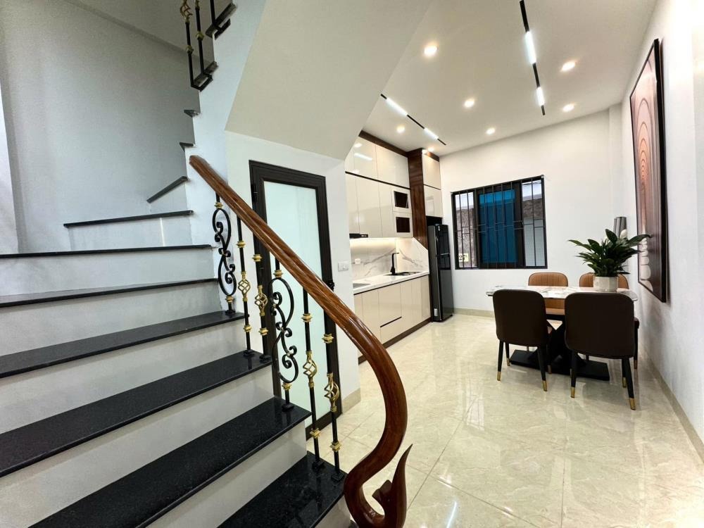 Siêu phẩm nhà mới - Phân lô - Đỗ ô tô - Vị trí trung tâm - Giá tốt nhất