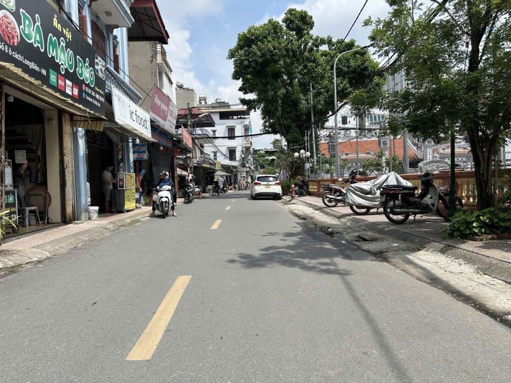 Ô Tô Vào Tận Nơi - Đất Trung Tâm Long Biên 63m² - Giá 10 Tỷ+