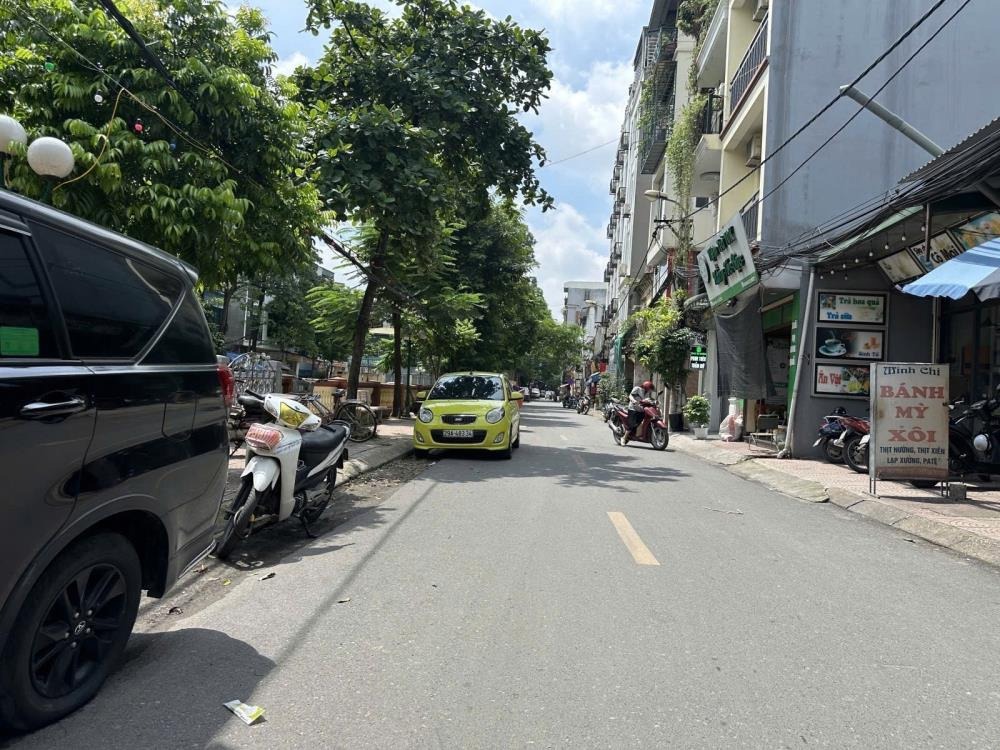 Ô Tô Vào Tận Nơi - Đất Trung Tâm Long Biên 63m² - Giá 10 Tỷ+