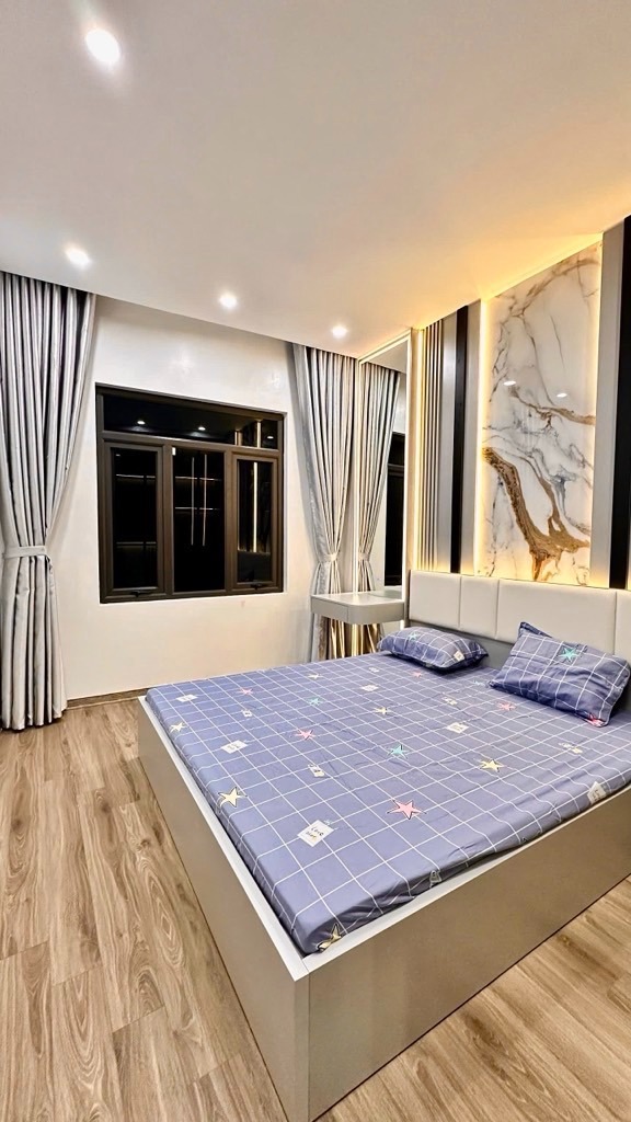 Nhà Lô Góc Full Nội Thất, 4 Phòng Ngủ - Minh Khai, Hai Bà Trưng