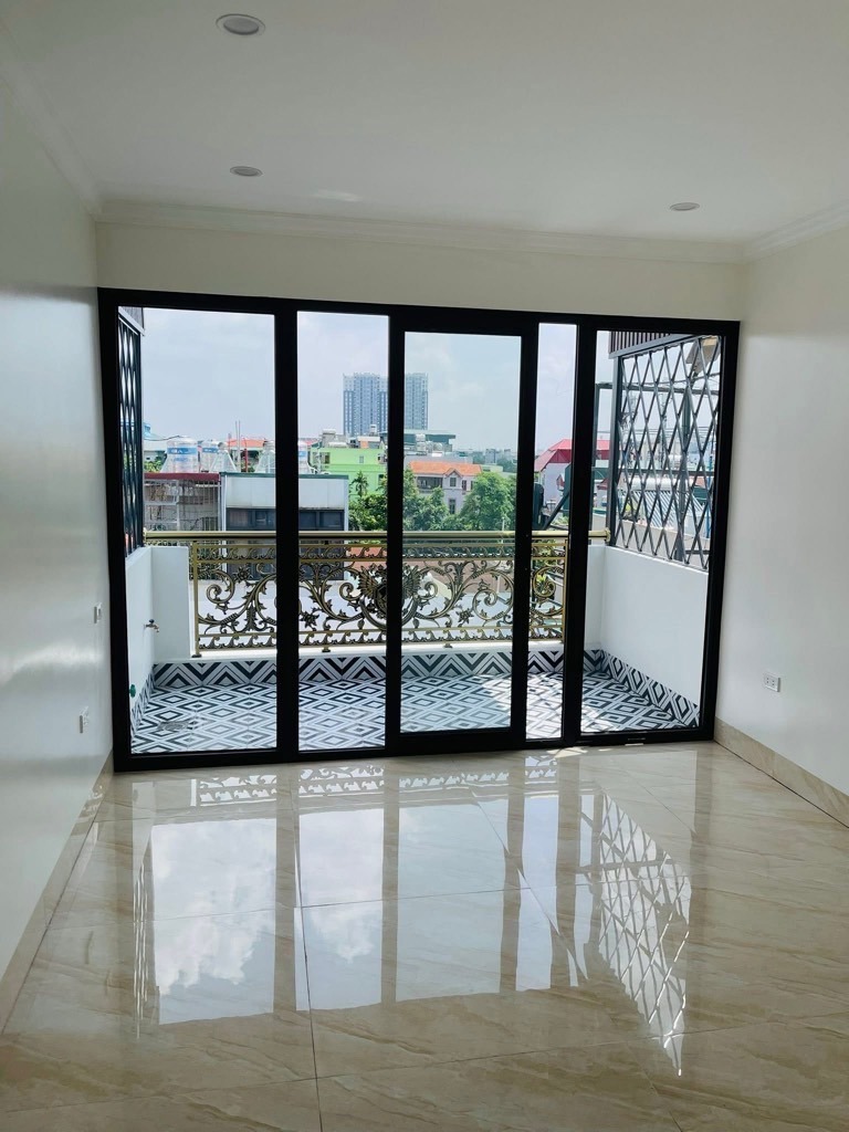 Mỹ Nhân Chân Dài 6 Tầng, Thang Máy, Mặt Ngõ Ô Tô - Dương Văn Bé, Giá Tốt