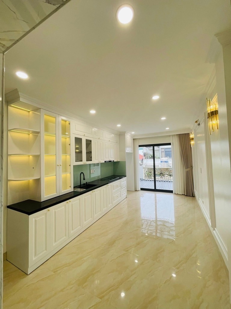 Mỹ Nhân Chân Dài 6 Tầng, Thang Máy, Mặt Ngõ Ô Tô - Dương Văn Bé, Giá Tốt