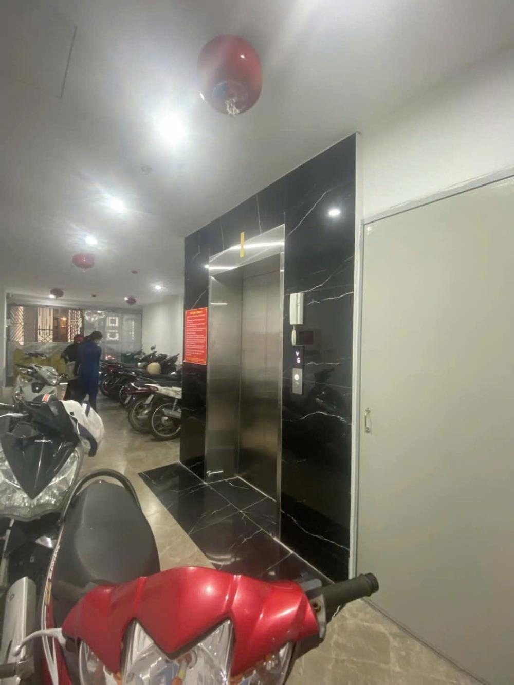 Bán CCMN Chính Kinh - Thanh Xuân: 63m2 x 7 Tầng, Doanh Thu 100TR/Tháng
