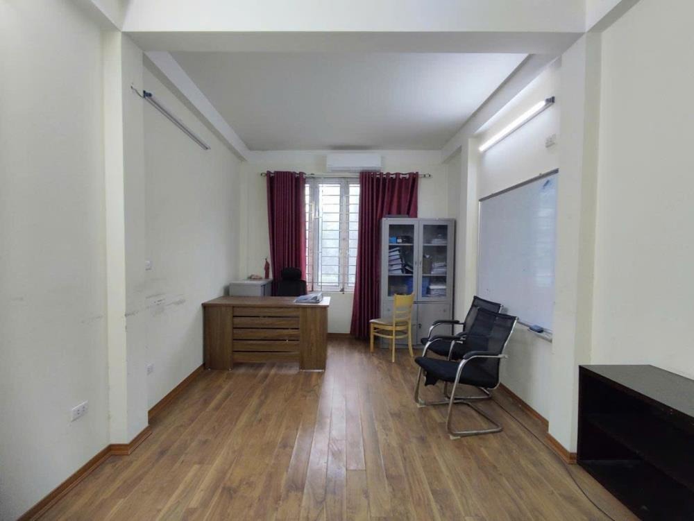 Mặt phố kinh doanh Bưởi - Ô tô dừng đỗ - Pháp lý chuẩn