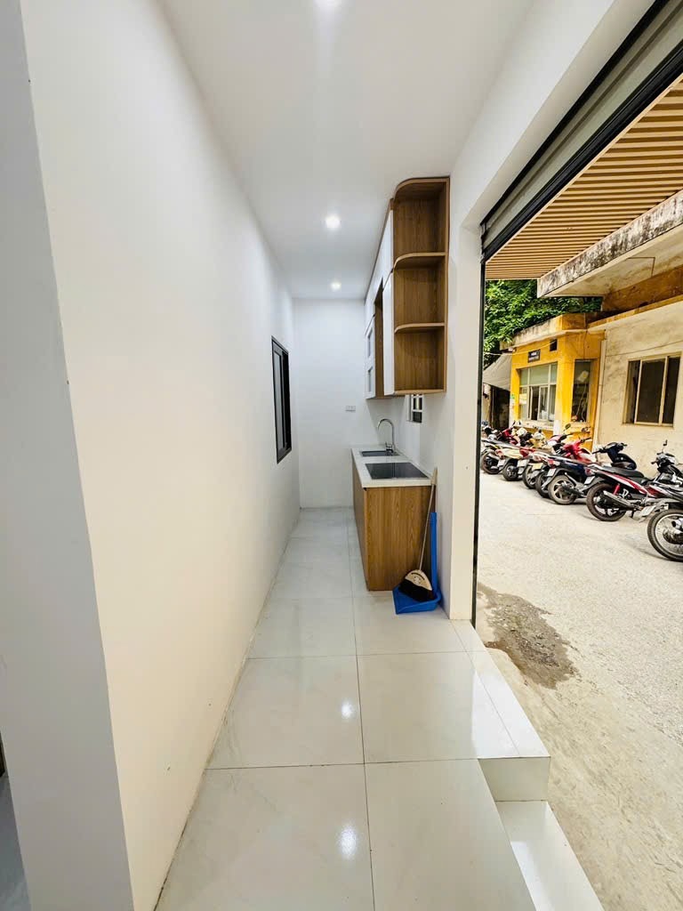 Căn hộ 2 ngủ Cầu Giấy - Giá 4 tỷ - Vị trí đẹp, tiện ích đầy đủ