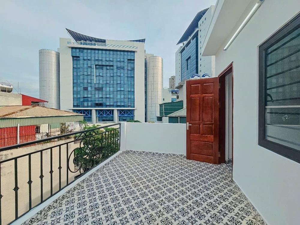 Bán nhà phố Lê Thanh Nghị, Hai Bà Trưng - 5 Tầng, Thang Máy, Lô Góc