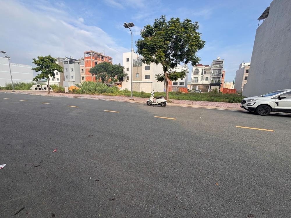 Bán 2 Lô Đất 180m2, Full Thổ Cư, Hẻm Xe Hơi, Tây Lân - Giá Tốt