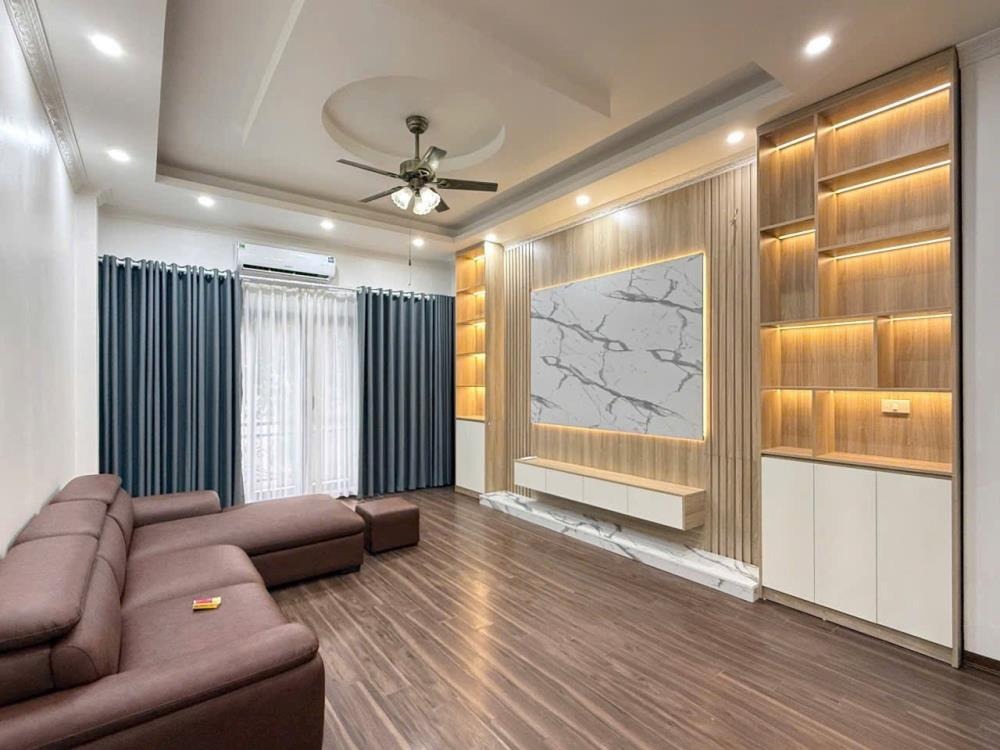 Lê Trọng Tấn Hà Đông: Liền Kề Vỉa Hè, Kinh Doanh/Văn Phòng, Giá Tốt
