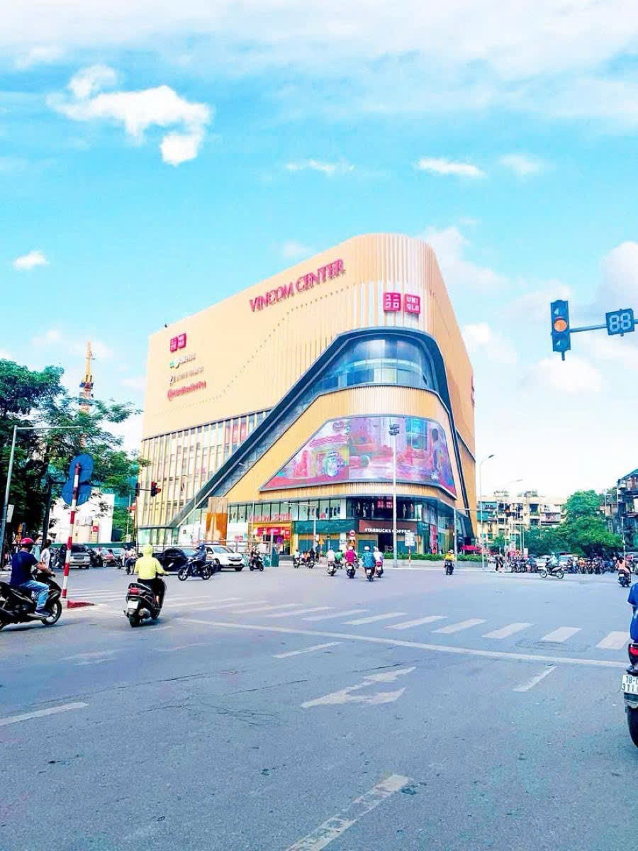 Nhà Mặt Phố Chùa Bộc 50m2 - 4 Tầng, Kinh Doanh Sầm Uất, Giá 3x Tỷ