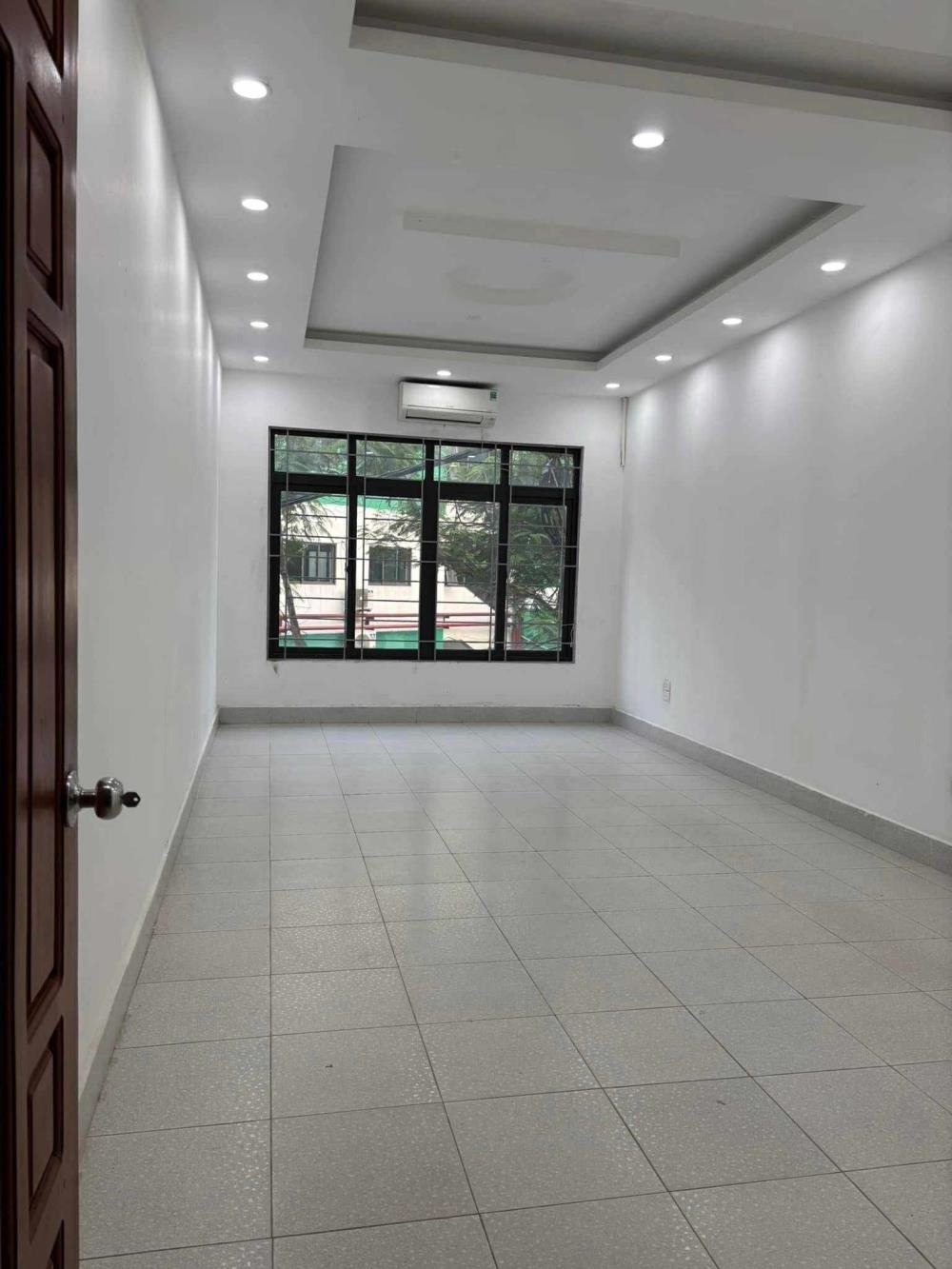Tuyệt phẩm 5 tầng mặt phố Mễ Trì - 60m2 - Ô tô đỗ cửa - Kinh doanh đắt