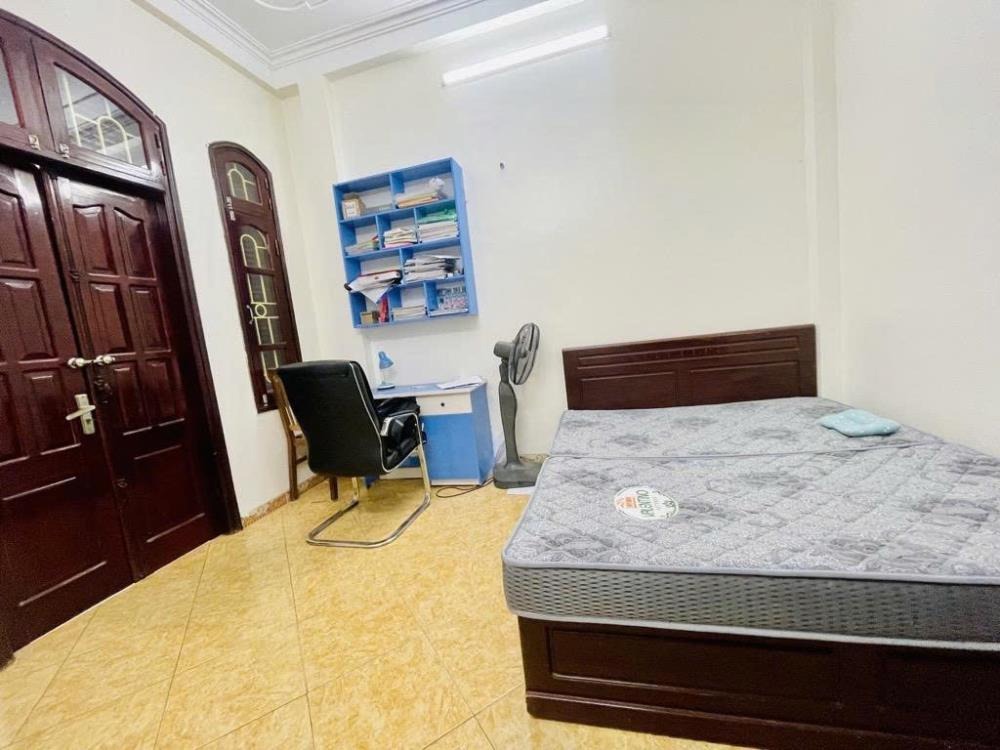 Nhà Phố Đẹp - 9.6 tỷ - Láng Hạ - 5 Tầng - 6 Phòng Ngủ - Ô Tô Đỗ Gần