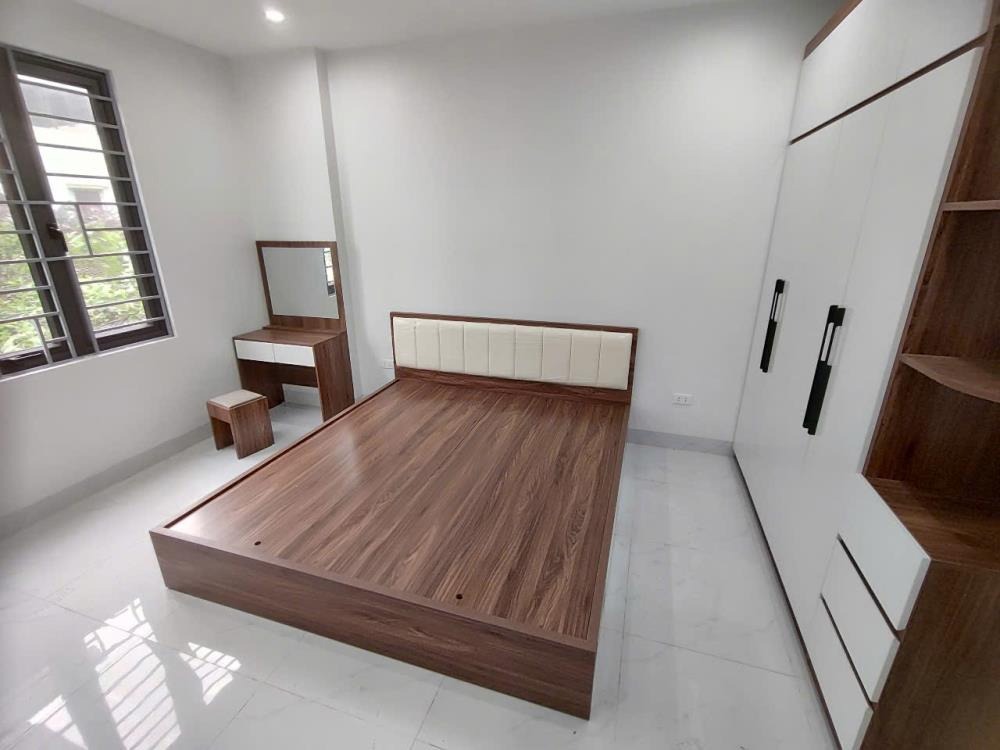 Bán nhà ngõ 3 tổ 5 đa sỹ, 5 tầng, mặt tiền 3.71m, ô tô gần, giá 6.85 tỷ