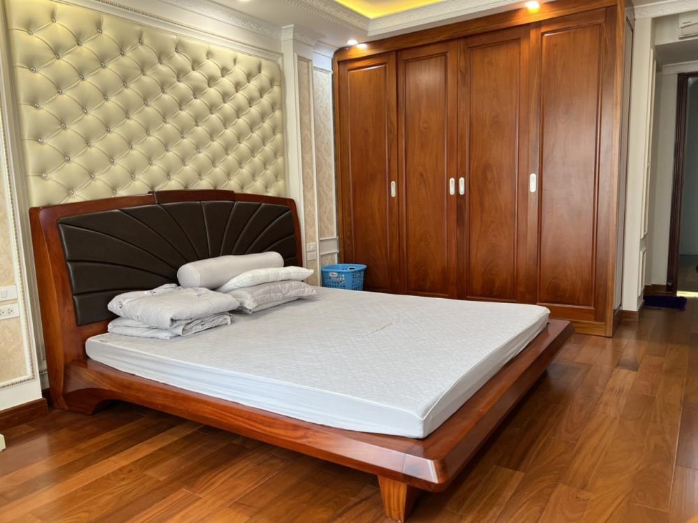 Bán nhà mặt phố Phạm Ngũ Lão, Quận Hoàn Kiếm - 36m2, 6 Tầng, Giá 23.8 tỷ