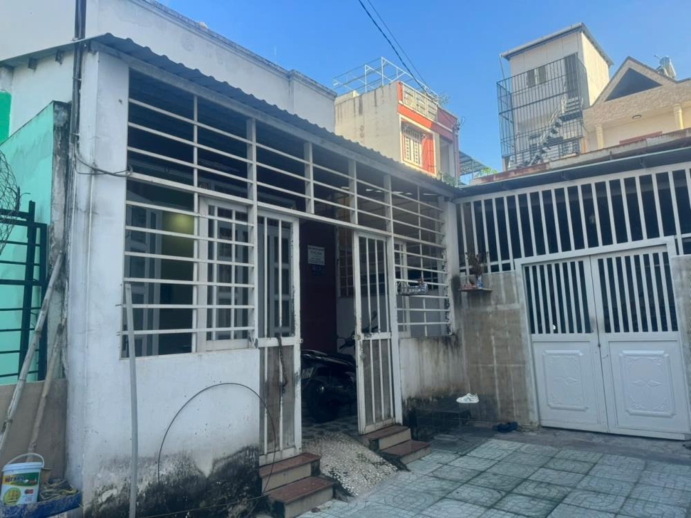 Giá chỉ 5.6 tỷ - Nhà Thủ Đức, Hẻm Xe Hơi, Đầu Tư Tốt