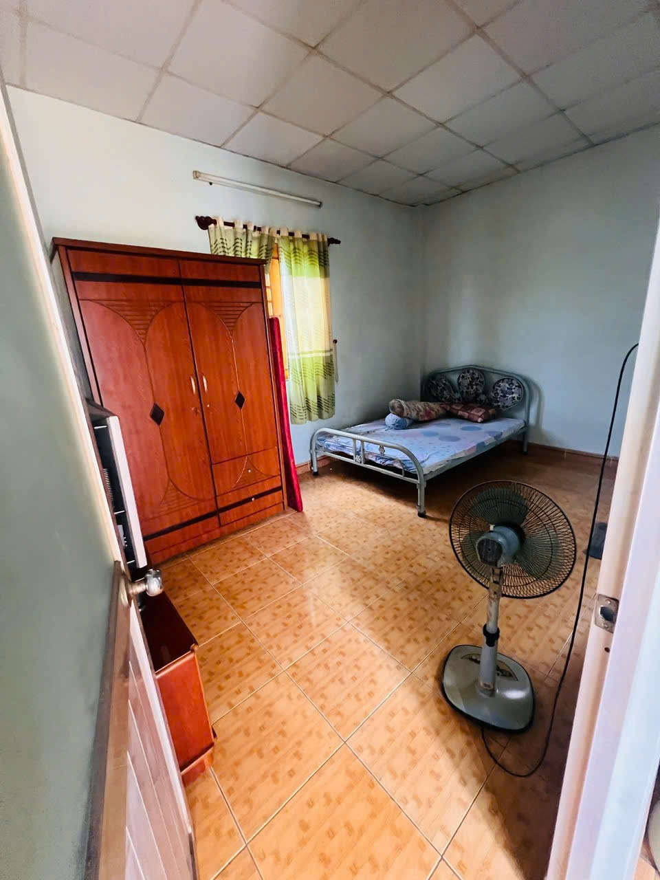 Hạ Giá Bán Nhà Phố Thủ Đức: 1 Trệt 1 Lầu, 11 Tỷ