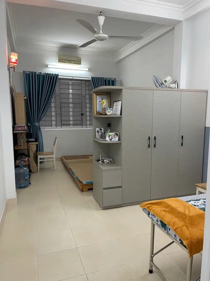 Kim Giang: Nhà 4 Tầng 55m2, 9.9 tỷ - Vị trí đẹp, vào ở ngay