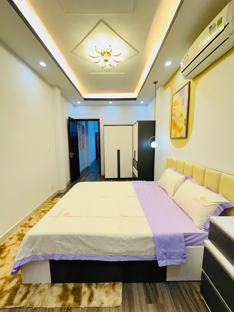 Nhà phố 4 tầng, 5 phòng ngủ, hẻm xe hơi tại Phú Nhuận - Giá 7 tỷ+