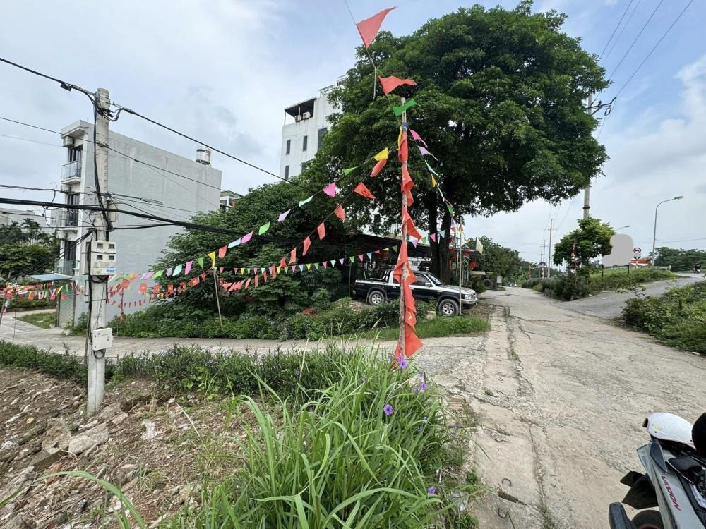 Đất Lô Góc 80m2, Giá 9.8 Tỷ - Vị Trí Đẹp, Đầu Tư Sinh Lợi