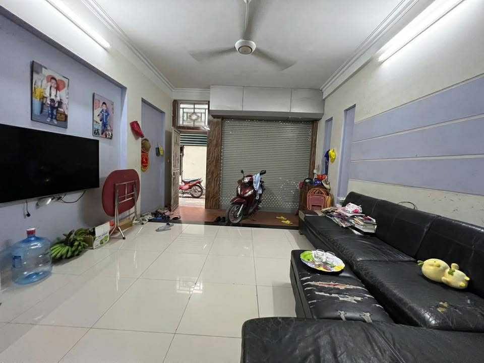 🔥Nhà Mới - Ngõ Thông - 5 Tầng - Ô Tô Đỗ Gần Đại Lộ Thăng Long