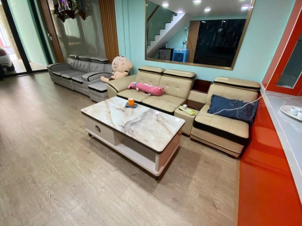 Bán Nhà Mặt Tiền Tân Bình - 76m2, Giá 11 tỷ - Vị Trí Đắc Địa