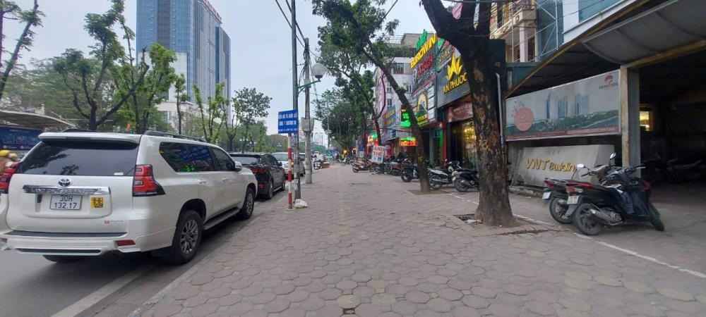 Hoàng Quốc Việt - Tòa nhà 6 tầng, Mặt tiền 6.2m, Kinh doanh siêu lợi nhuận