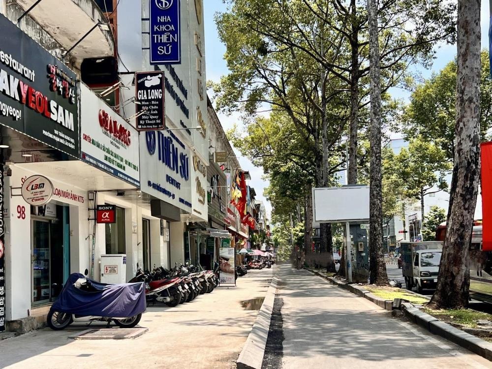 Siêu phẩm mặt tiền Trần Hưng Đạo, Quận 1 - 39 tỷ - View Metro - Kinh doanh đỉnh cao