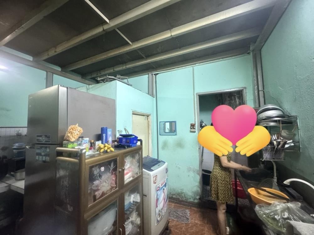 Bán Nhà Mặt Tiền Ni Sư Huỳnh Liên, Tân Bình 60m2, Giá 12.99 Tỷ