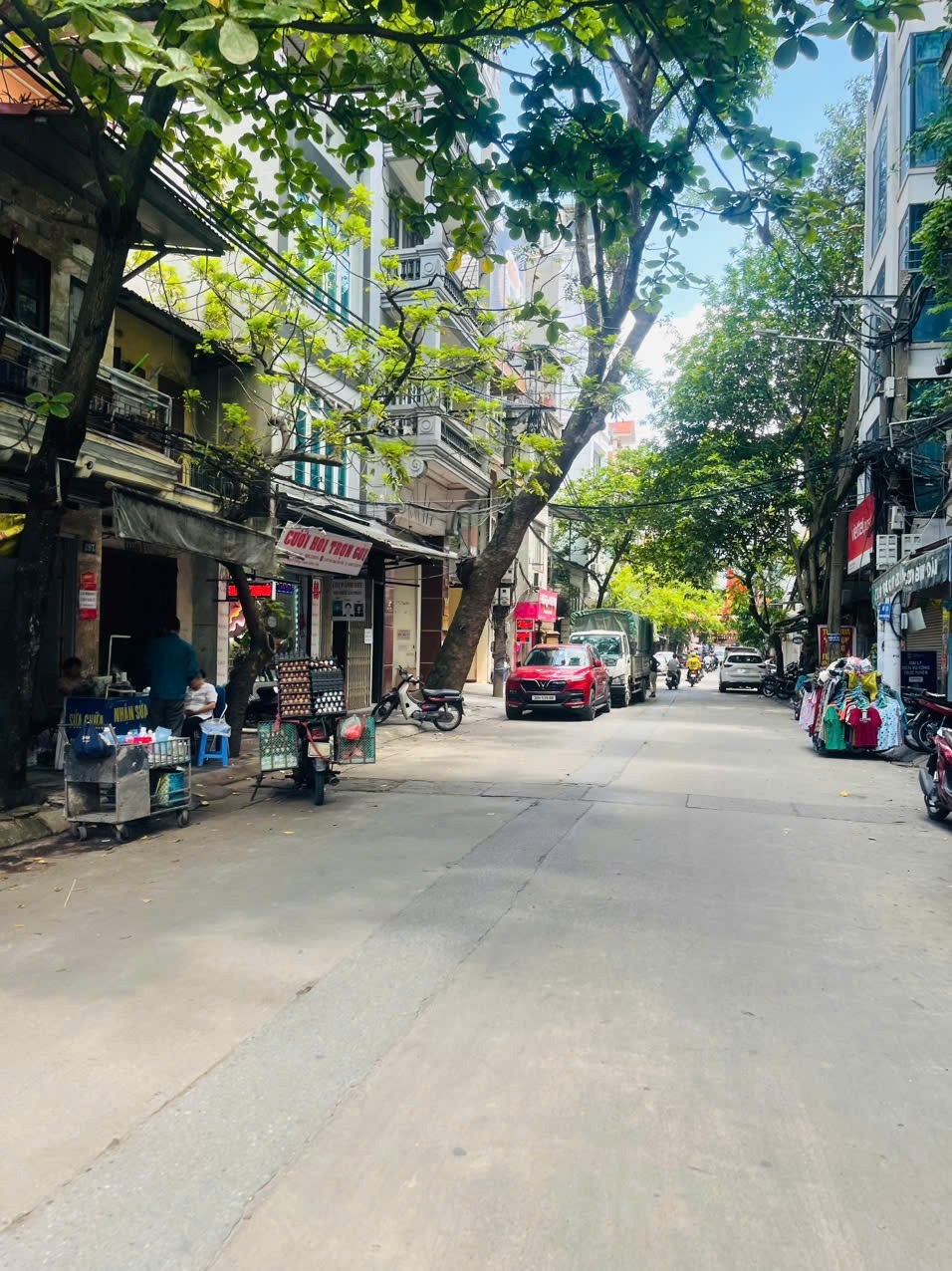 Bán Gấp 2 Nhà 119m2, 4 Tầng Tại Chương Dương, Giá Chỉ 20.5 Tỷ