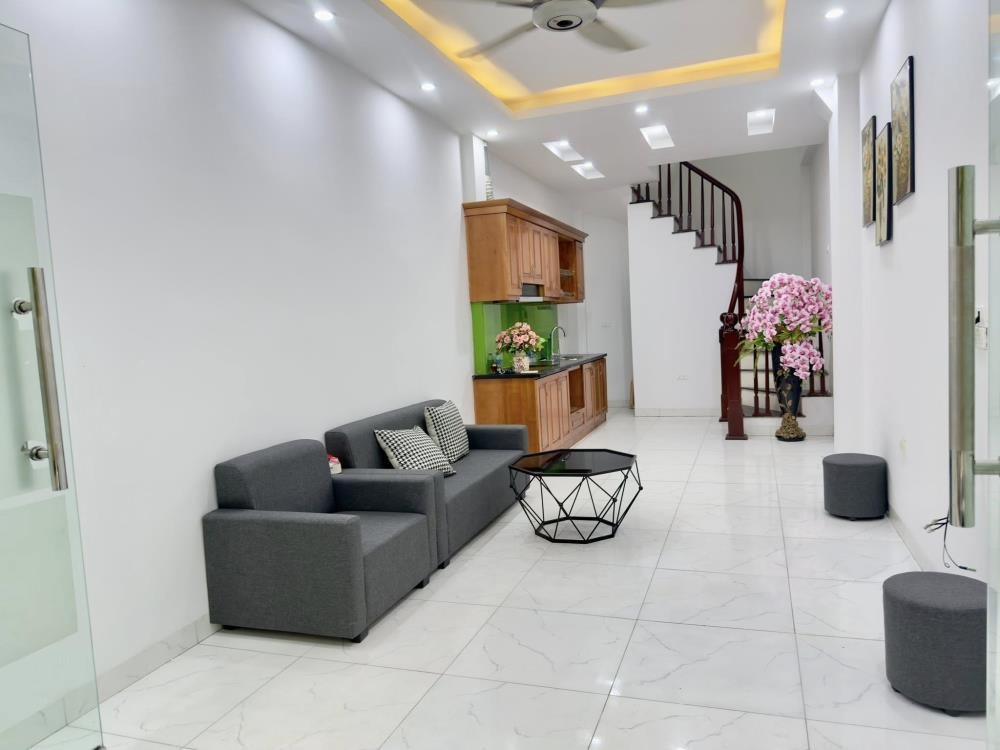 Nhà 5 Tầng Hà Đông - 7.68 Tỷ - Ngõ Thông - Ô Tô Gần
