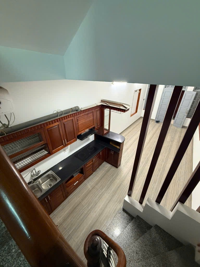 Nhà 5 Tầng Ngõ 359 Minh Khai - 6.8 Tỷ - Gần Times City