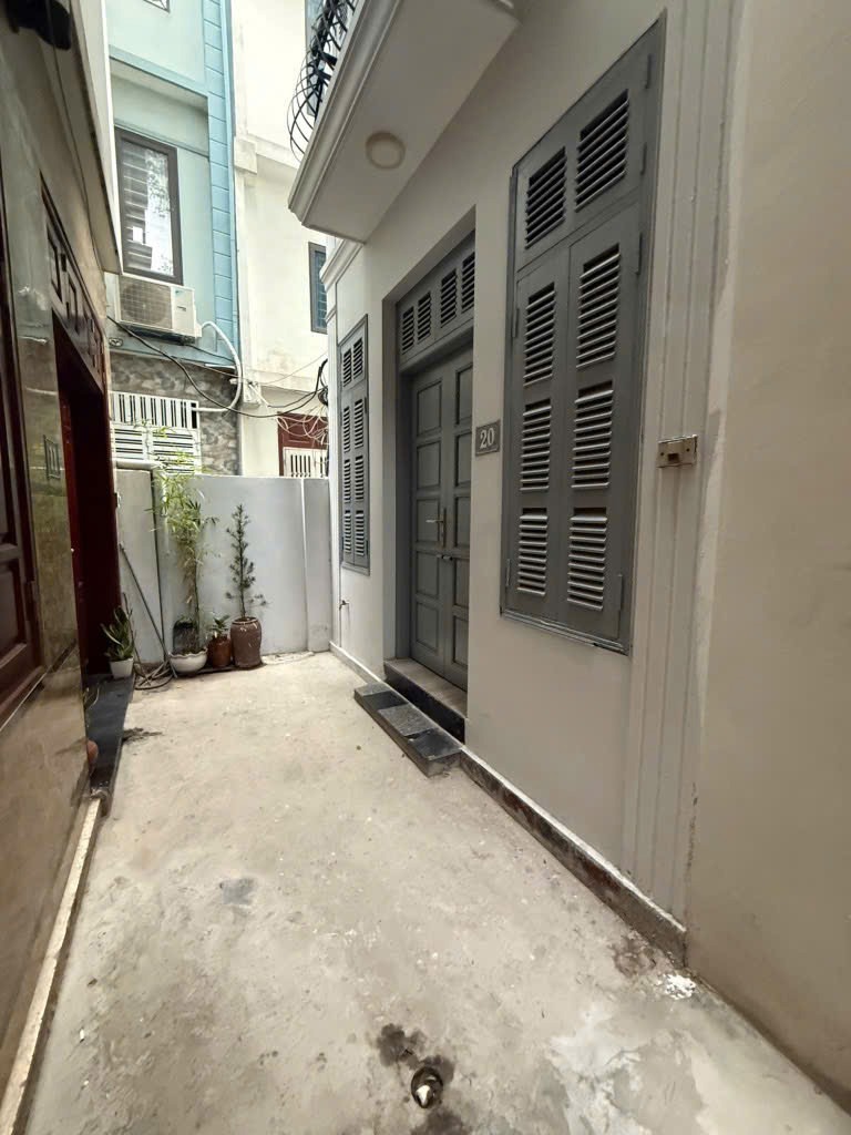 Nhà 5 Tầng Ngõ 359 Minh Khai - 6.8 Tỷ - Gần Times City