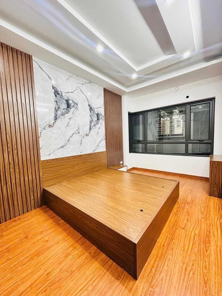 Nhà Xuân Đỉnh 35m², 5 Tầng, Mặt Tiền 3.4m - Giá 8 Tỷ