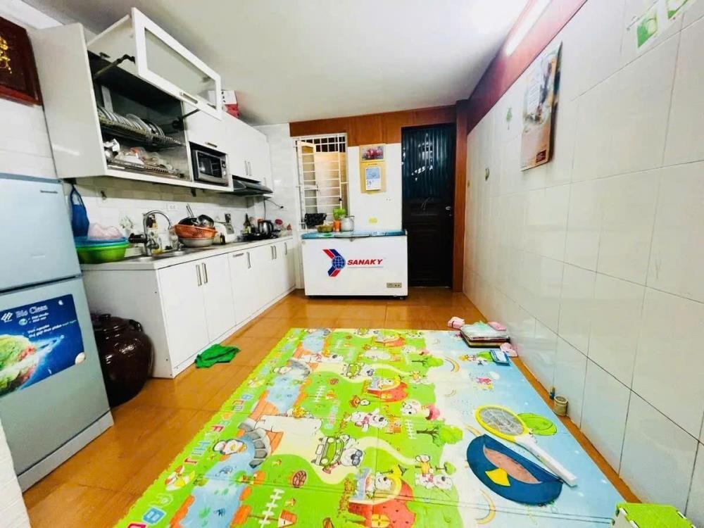 Bán nhà hạ giá, Hoàng Mai, 6 Tầng, 6 Phòng Ngủ - 5.35 Tỷ
