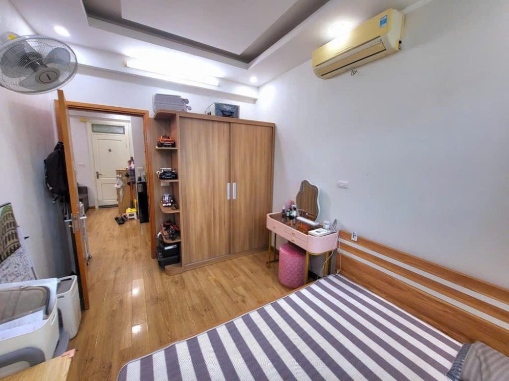 Chính chủ bán nhà chung cư Nguyễn Chánh, Cầu Giấy - 46m2 - 4.1 tỷ