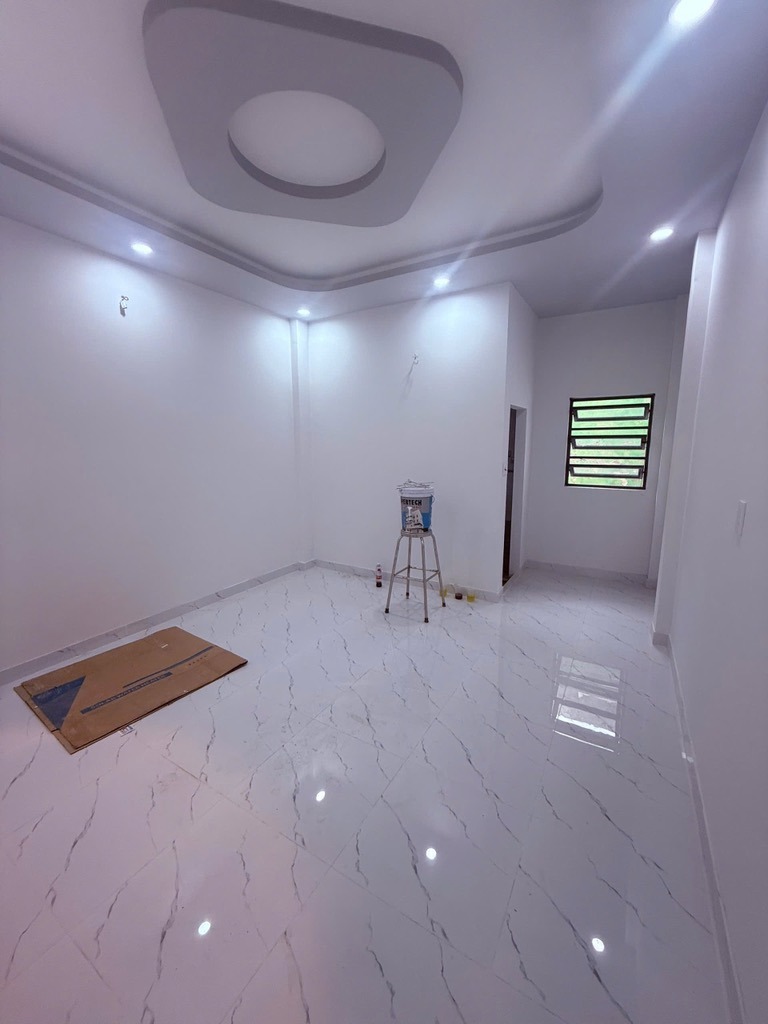 Chỉ 4.4 tỷ - Nhà Đẹp Hẻm Xe Hơi, Lê Văn Quới, Gần Tân Phú - Vào Ở Ngay