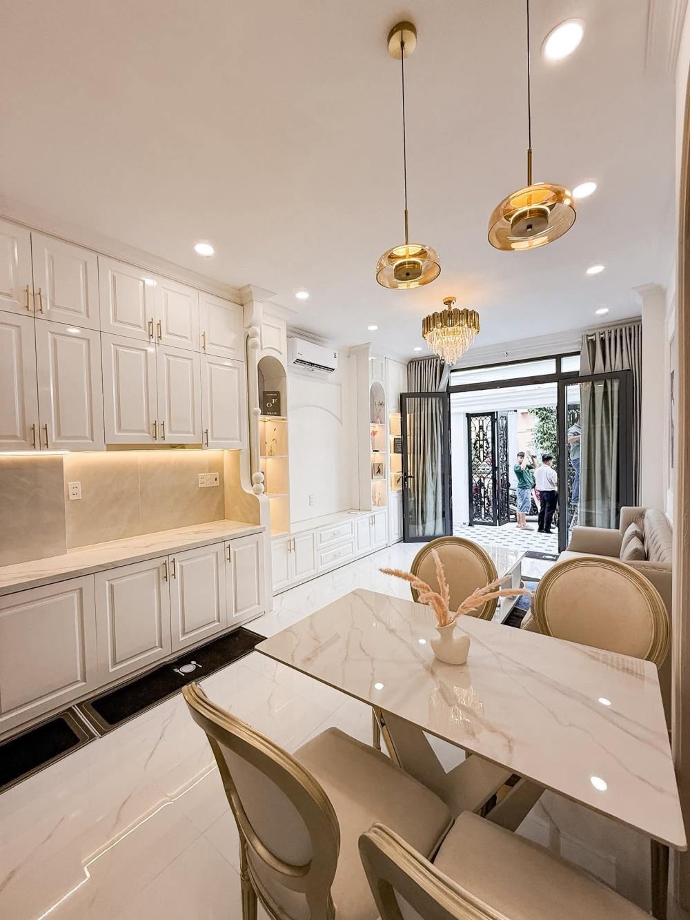 Nhà đẹp Vũ Tùng 52m² Full Nội Thất - 3PN 4WC - Giá Tốt