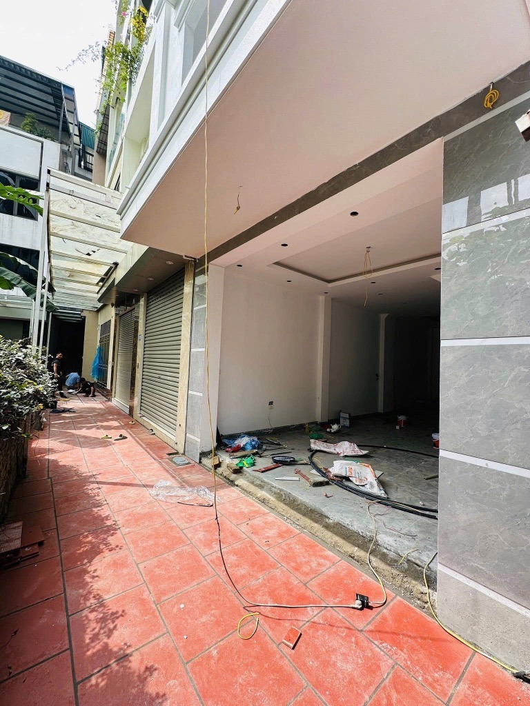 Bán nhà phố Thạch Bàn 50m2, 7.2 tỷ - Gần Siêu Thị Điện Máy Xanh, Tiện Ích Vượt Trội