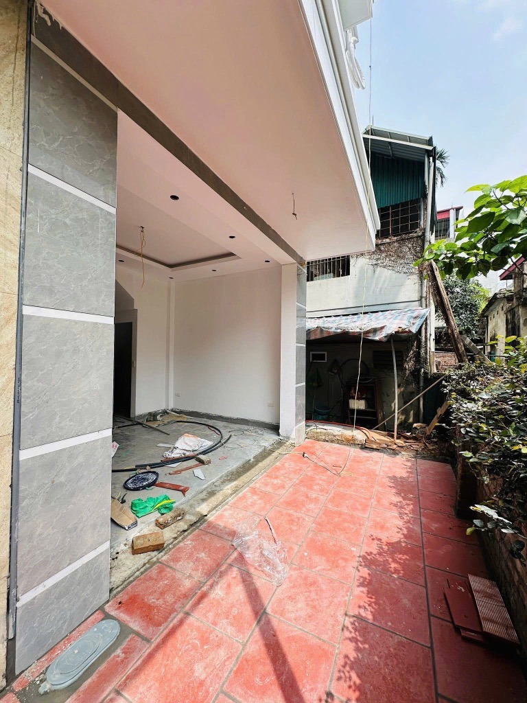 Bán nhà phố Thạch Bàn 50m2, 7.2 tỷ - Gần Siêu Thị Điện Máy Xanh, Tiện Ích Vượt Trội