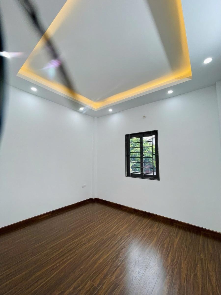 Bán Nhà Thái Thịnh, Đống Đa: Ngõ Ô Tô, Gần Phố, Thiết Kế Chắc Chắn
