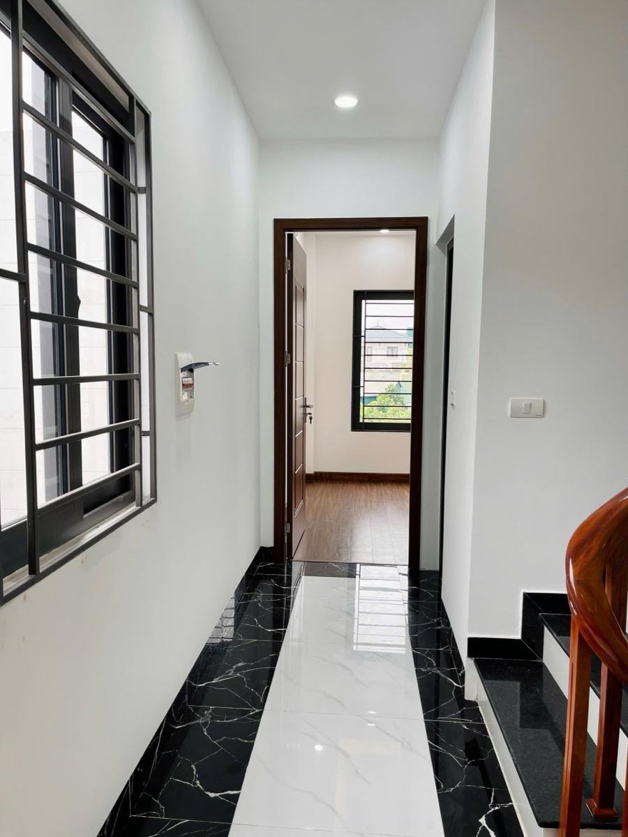 Bán Nhà Thái Thịnh, Đống Đa: Ngõ Ô Tô, Gần Phố, Thiết Kế Chắc Chắn