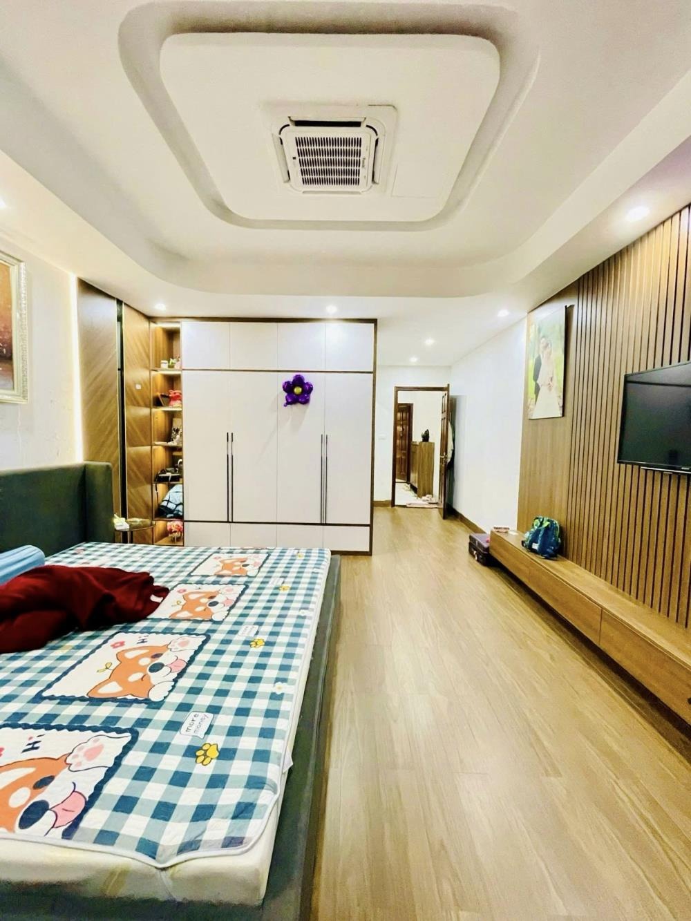 Bán Nhà 90m2, 6 Tầng, Mặt Tiền 5m, Hồ Tùng Mậu, Nam Từ Liêm - Vị Trí Vip, Ô Tô Đỗ Cửa