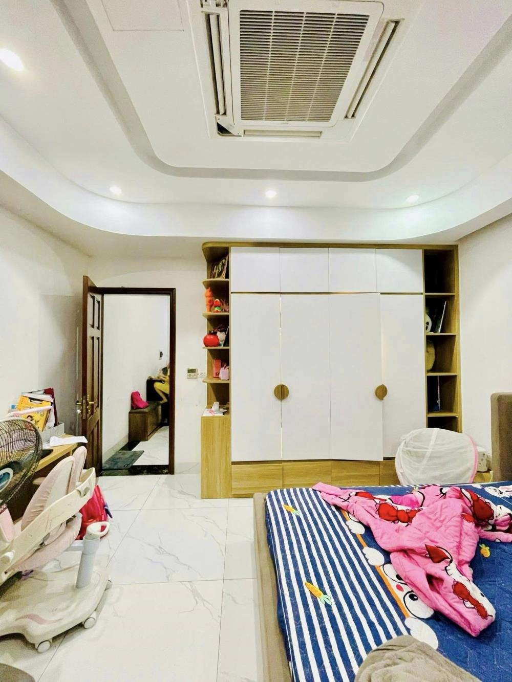 Bán Nhà 90m2, 6 Tầng, Mặt Tiền 5m, Hồ Tùng Mậu, Nam Từ Liêm - Vị Trí Vip, Ô Tô Đỗ Cửa