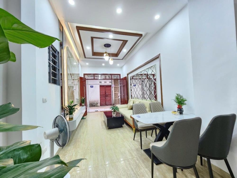 Nhà phố Hoàng Mai - 36m2 - 4 Tầng - Giá Tốt - Vị Trí Đẹp