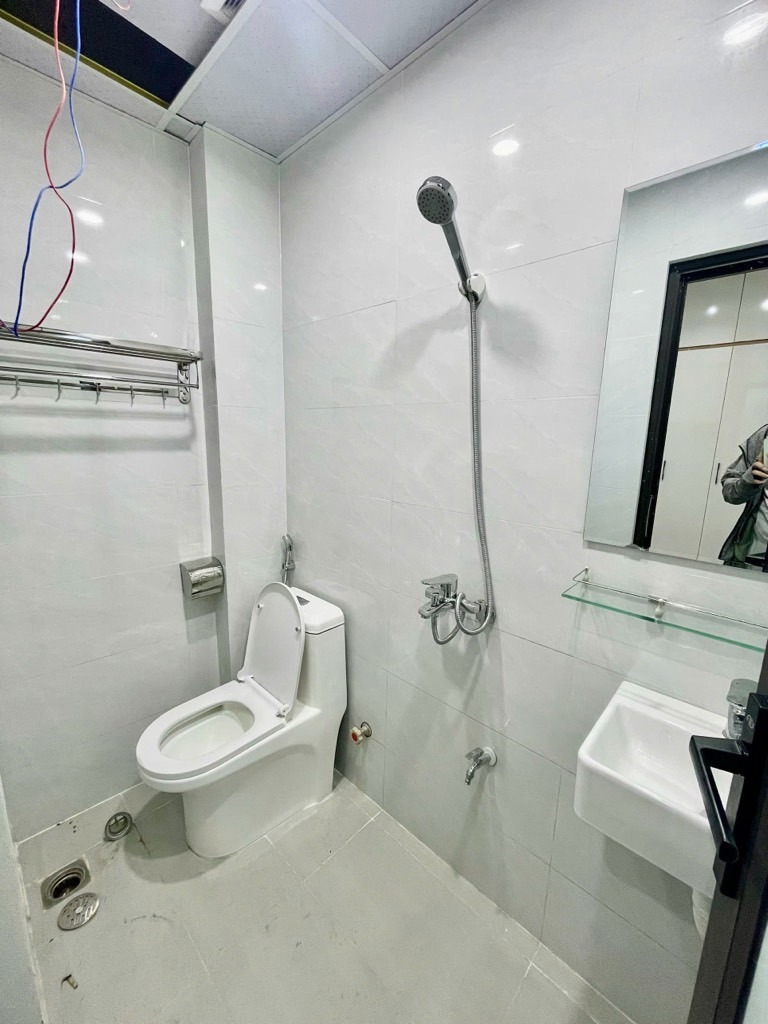 Bán Khách Sạn Mini 17 Phòng Full Nội Thất, Ba Đình - KD 100tr/tháng