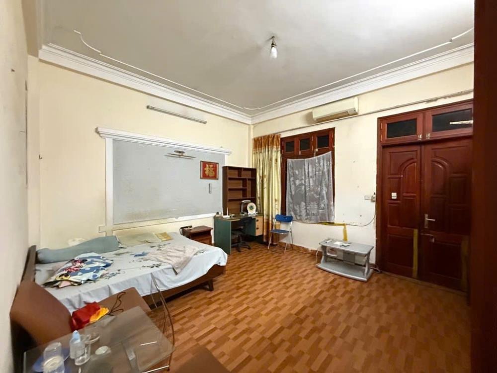 Chính chủ bán nhà phố Đống Đa 50m2, 15.3 tỷ, ô tô vào nhà