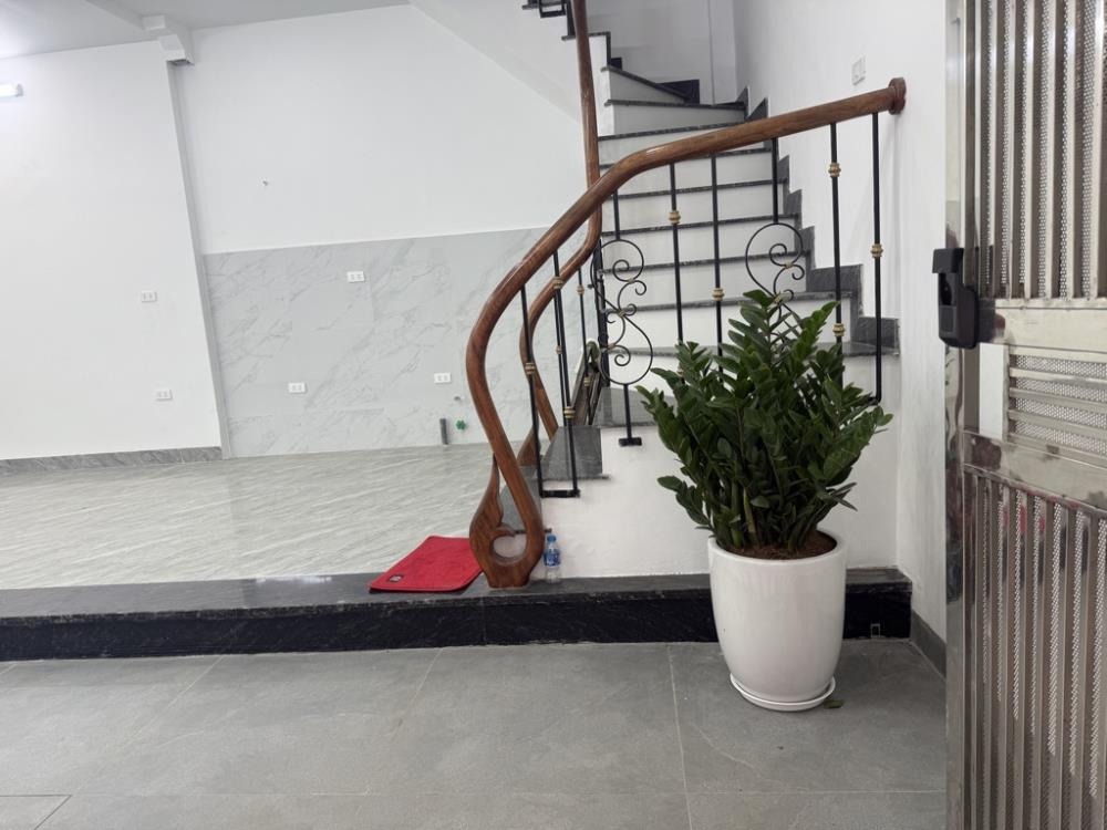Nhà 41m2, 5 Tầng Đội Cấn - 8.9 Tỷ - Kinh Doanh Dòng Tiền