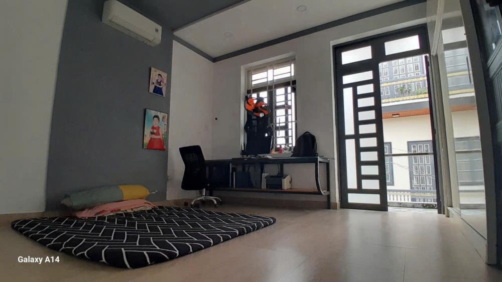 Nhà Đúc 3 Tấm Bình Tân 52m2 - 5.7 Tỷ - Vị Trí Đẹp, Hẻm 4m