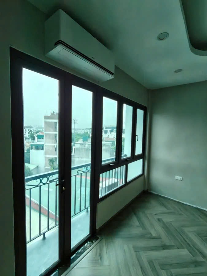 Nhà Phố Cổ Linh - Long Biên: Vị Trí Vàng, Thiết Kế Đẳng Cấp, Giá Tốt