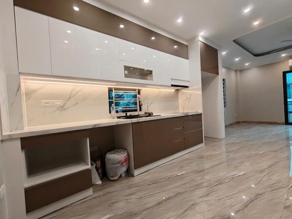 Nhà Phố Cổ Linh - Long Biên: Vị Trí Vàng, Thiết Kế Đẳng Cấp, Giá Tốt