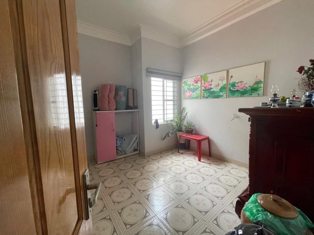 Nhà 3 Tầng Mặt Tiền View Sông Đẹp - Vị Trí Đắc Địa Đông Ngạc